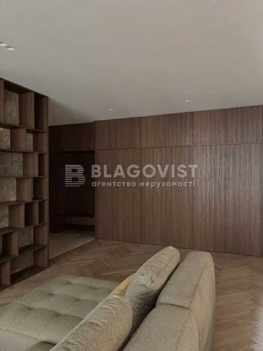 Продам 3 кімнатної квартири вул  Бульварно-Кудрявська 17 ЖК Ярославів Град