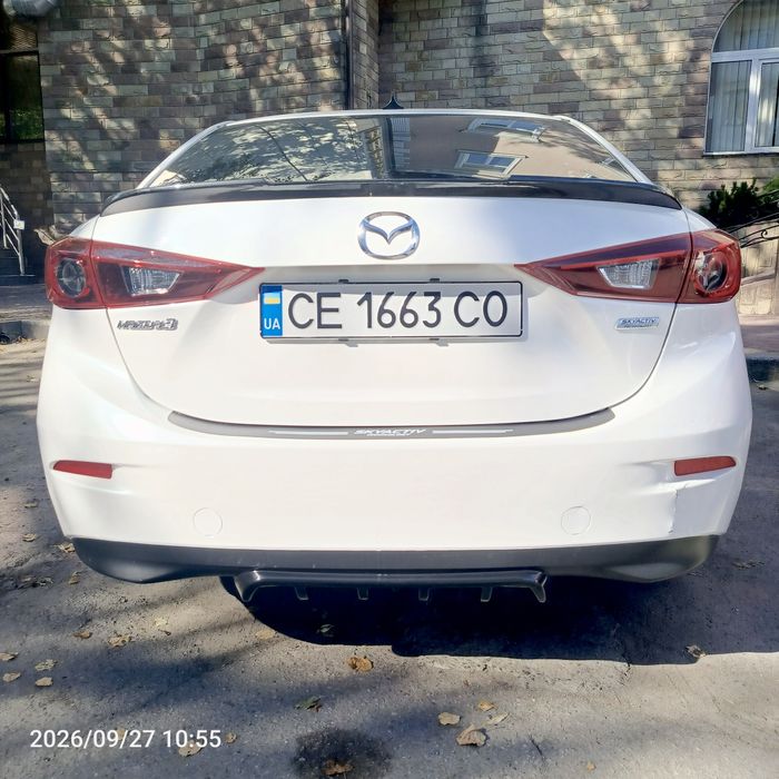 Mazda 3 2015 рік 2.0 SkyActiv
