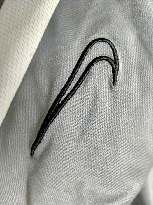 Серые спортивные штаны Nike Dri-Fit