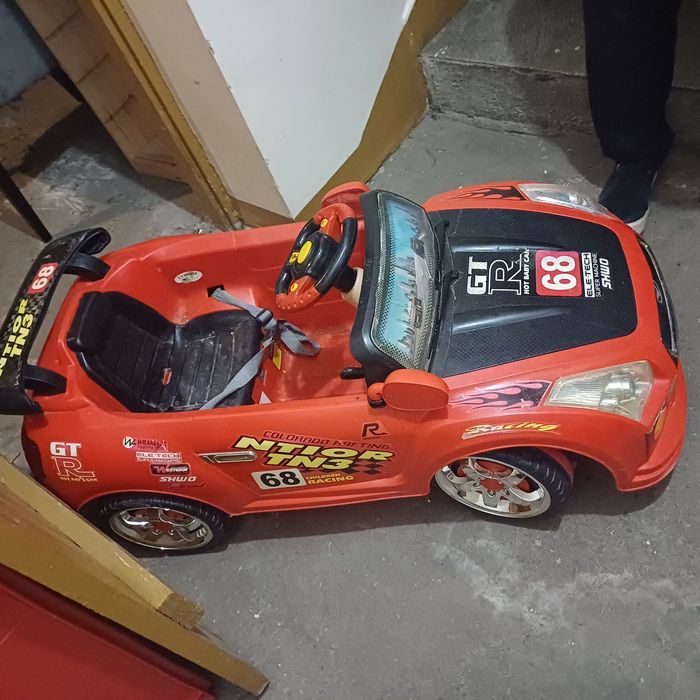 Auto na akumulator