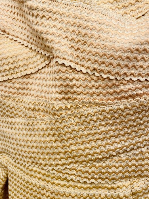 Sukienka bankietowa typu bandażowego złoty kremowa r.S