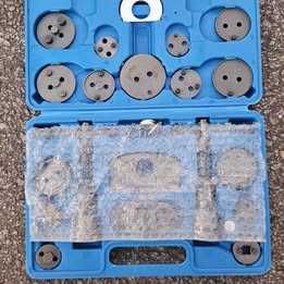 Conjunto Reposicionador de Pistões de Travão Universal