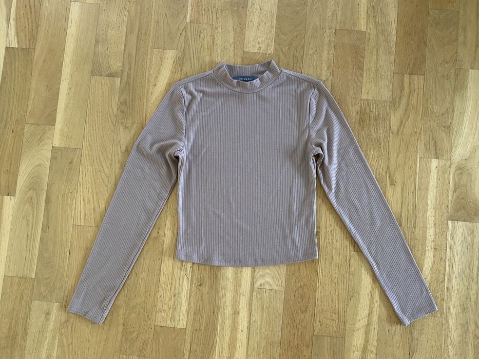 Bluzka beżowa z półgolfem r. 32/34