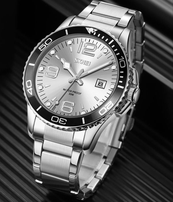 Нові чоловічі годинники SKMEI — металевий браслет