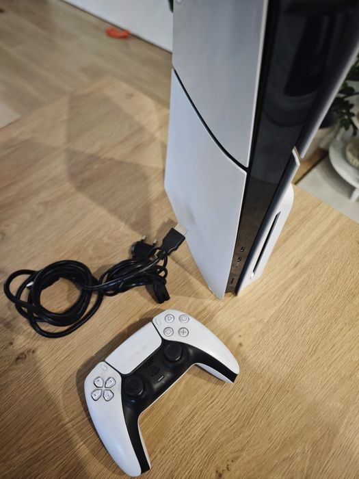 Konsola PlayStation 5 ps5 Sony d chassis 2016a , napęd 1tb ssd
