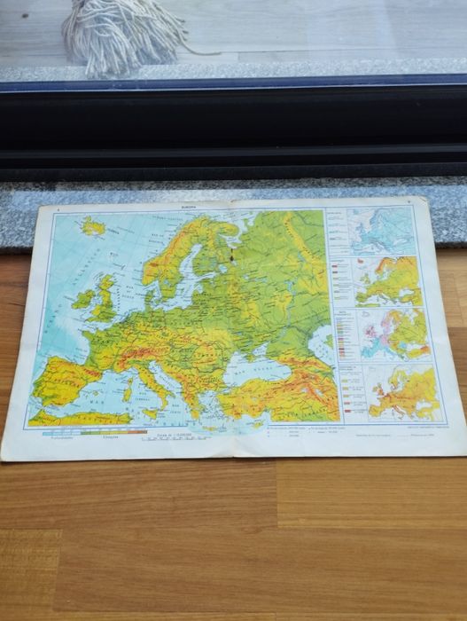 Atlas vintage anos 60.