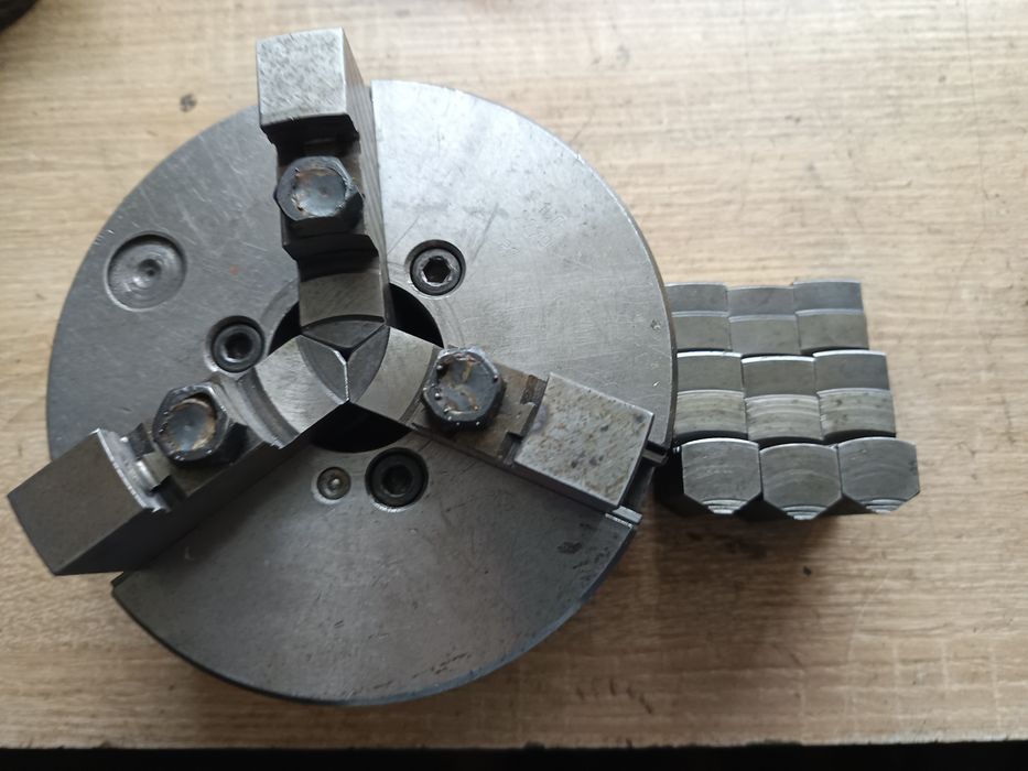 Szczęki do uchwytu 160 skok 8 szer 20mm