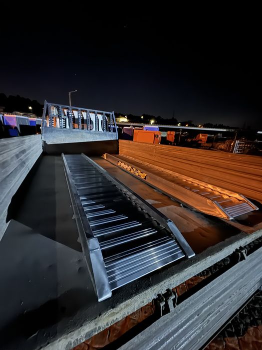 Rampas de carga em alumínio leves e certificadas