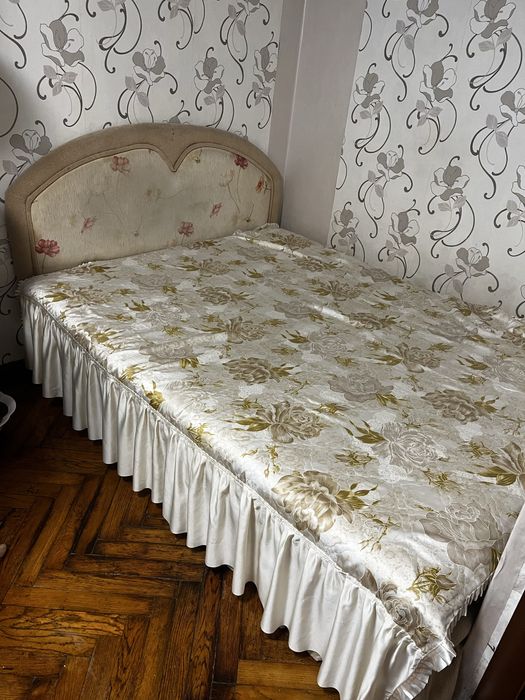 Кровать двуспальна