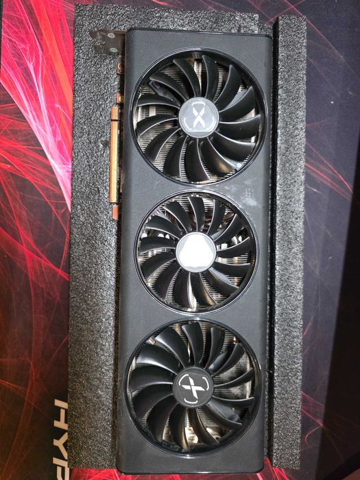 XFX Radeon RX 6800 XT Speedster SWFT 319