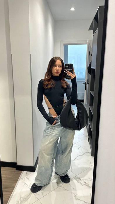 Боді skinz у чорному кольорі