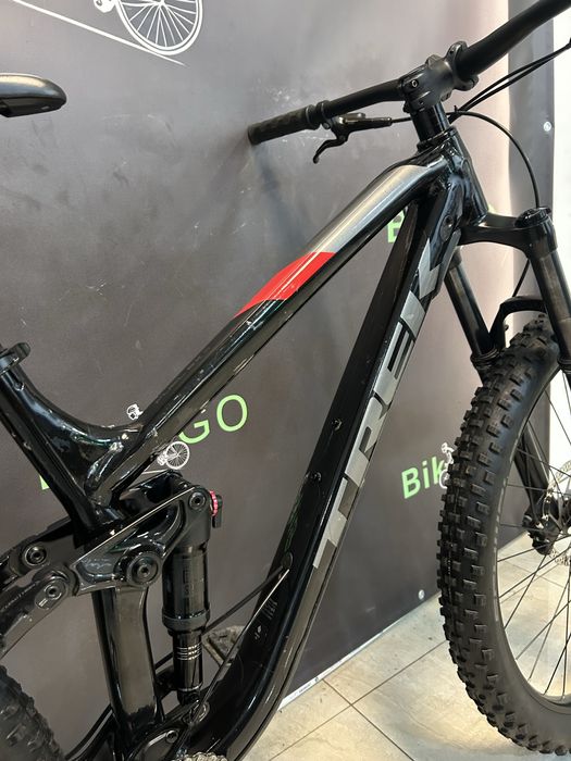 Trek - Fuel EX 5 - RockShox - Deore - Sztywne osie