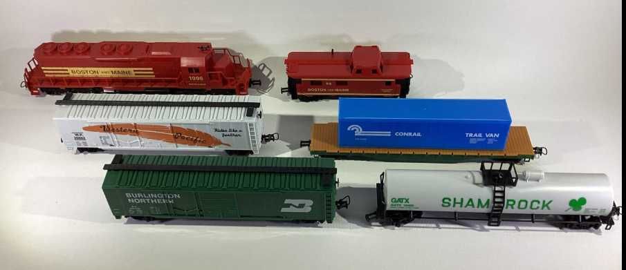 Comboio Mehano escala HO;caixa origem;117,5x95,5cms;ler anuncio