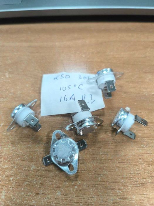 біметалевий термостат (термореле) моделі KSD301 250VAC 16A 105°C.