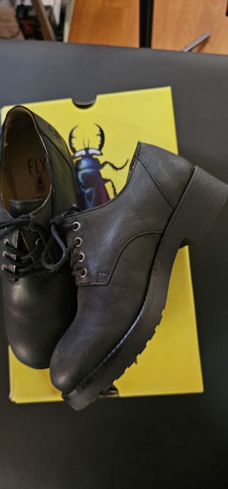 Sapatos Fly London 36
