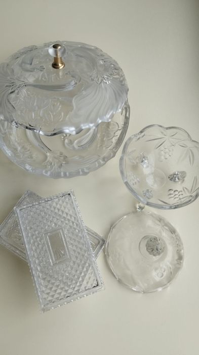 Conjunto de 3 caixas lindas com tampa, ideais para porta jóias. Todas