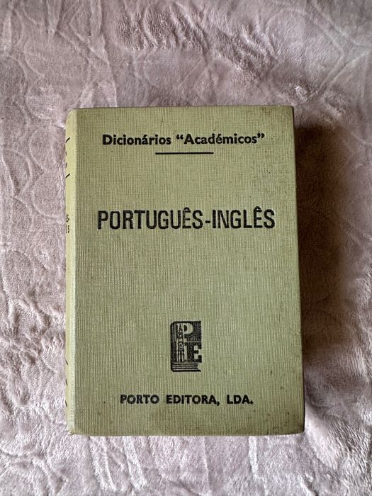 Dicionário Português-Inglês