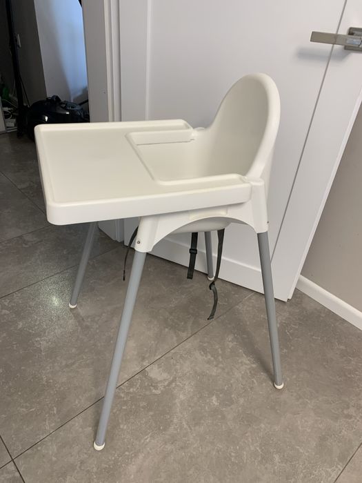 Стілець для годування дітей
