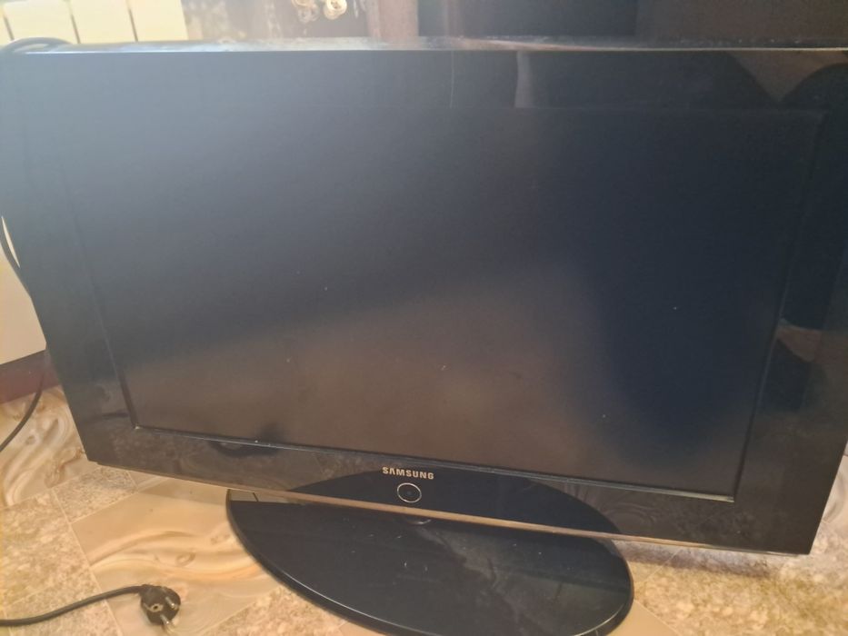 Телевізор samsung  Le32S81B