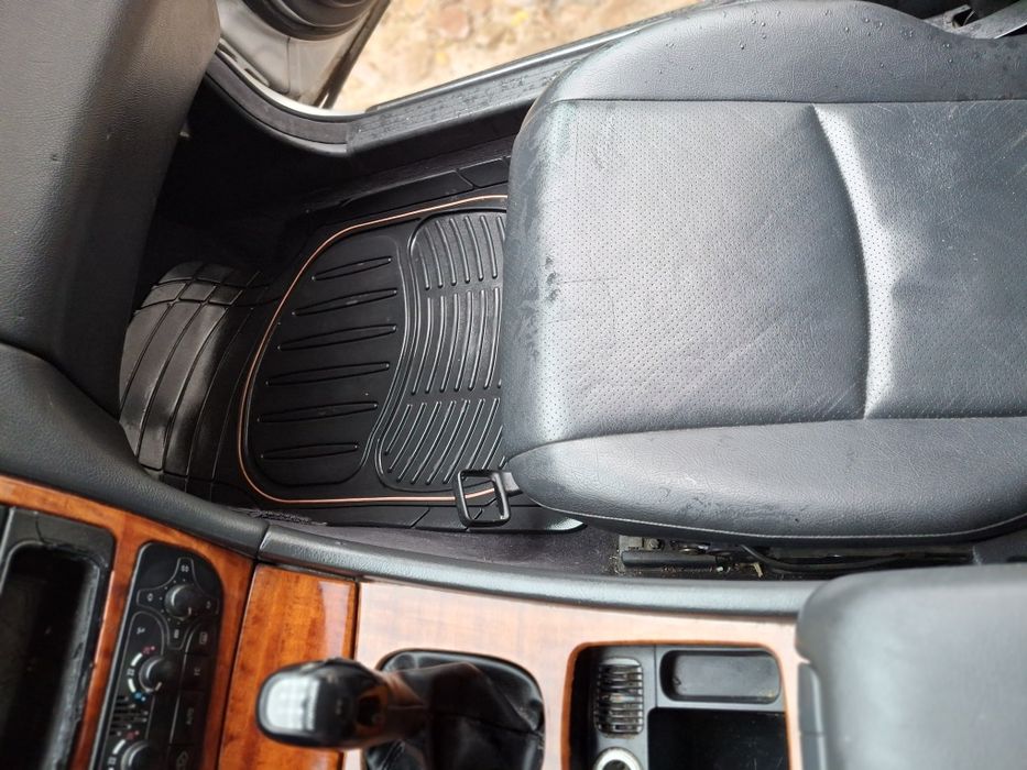Mercedes bens 200