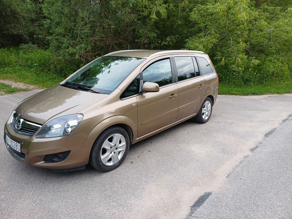 Sprzedam Opla Zafirę 1,8 benzyna,gaz 2013 r
