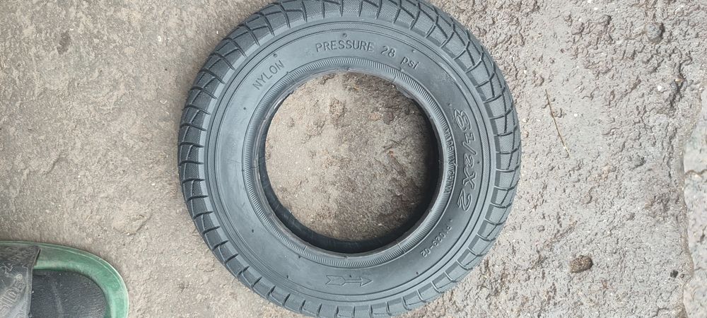 Шина до самоката візка