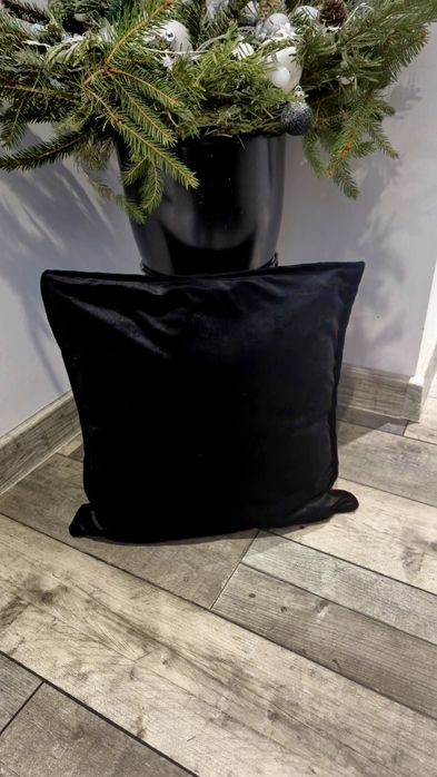 Poszewka 40x40 zieleń welur I czarny