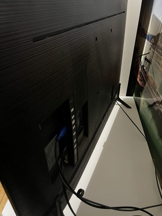 49'' Q60R Smart 4K QLED TV