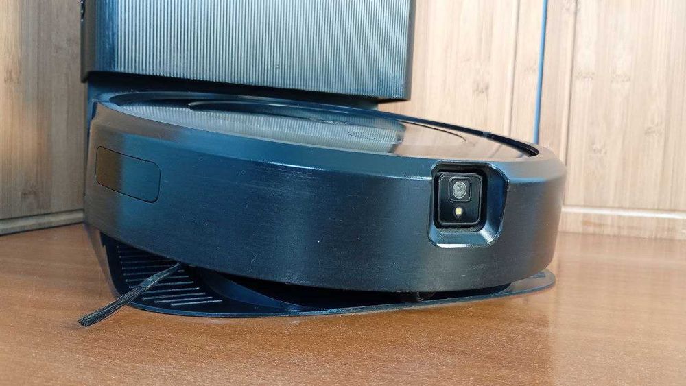 Irobot Roomba J7+ Robot odkurzacz