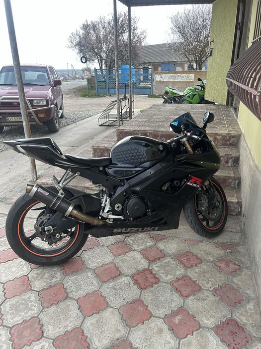 suzuki gsxr 1000 k6