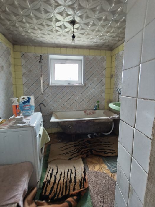 Продам будинок з усіма комунікаціями