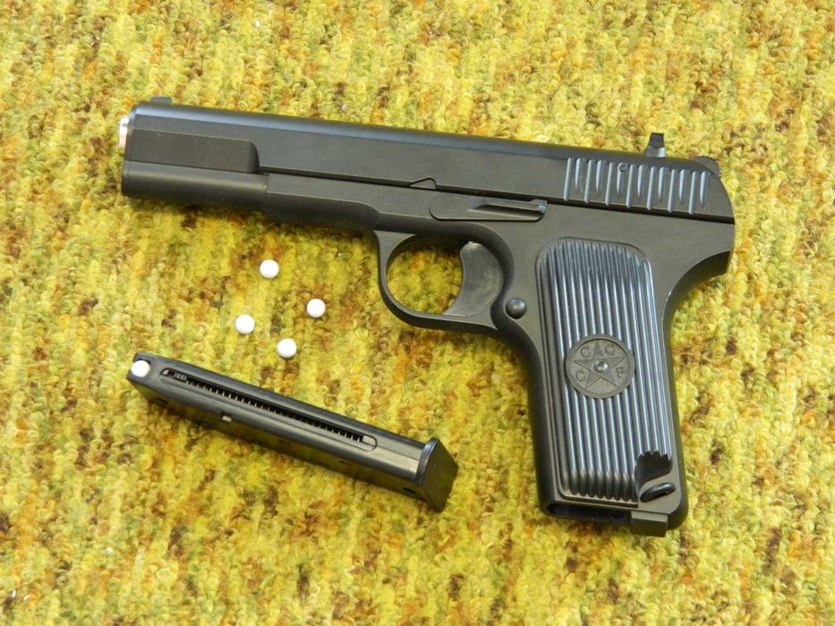 Легендарный ТТ - пистолет детский металлический, пружинный