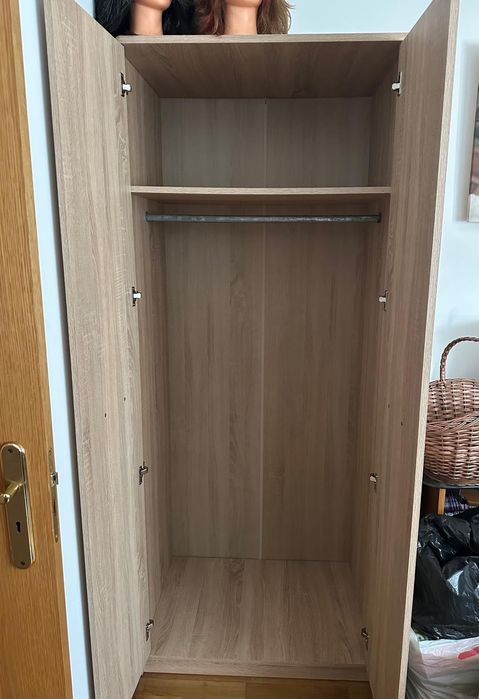 Roupeiro 2 portas em perfeito estado