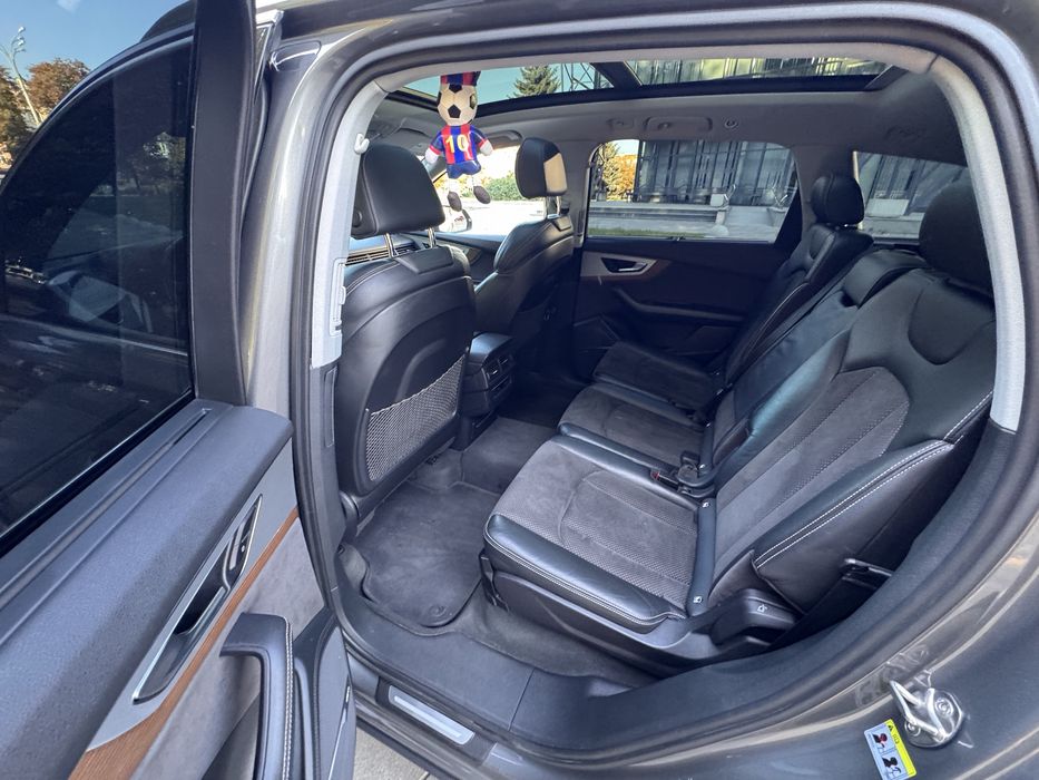 Audi Q7 2017 VIN WA1LAAF78HD042905 фото оголошення 6 з 8