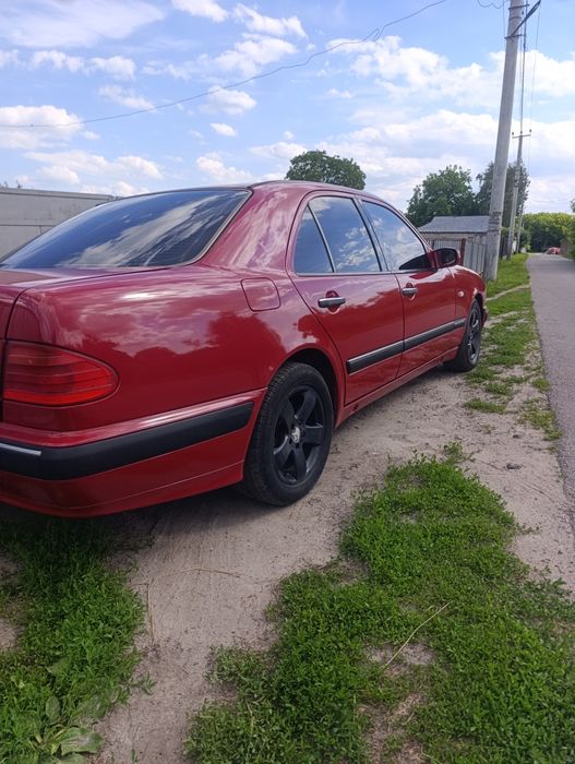 Мерседес w210  Е200