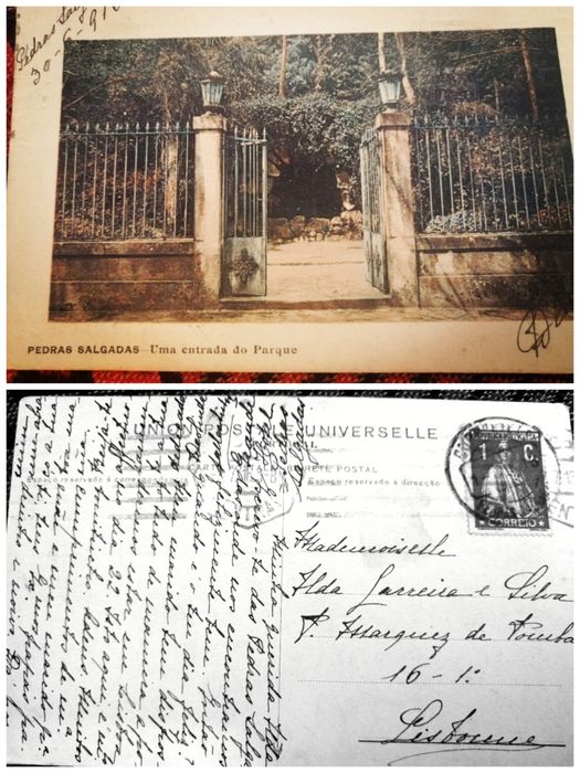 Postais antigos a preto e branco com selo