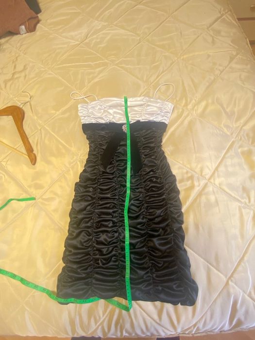 Вечірня святкова коктейльна сукня