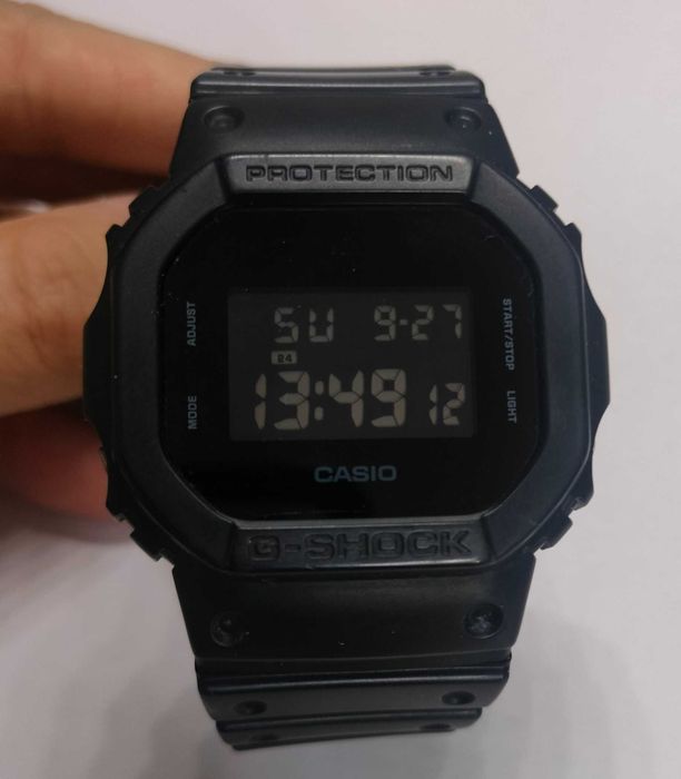 Casio G Shock DW5600bb