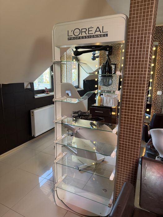 Regał fryzjerski L’Oréal Professionnel podświetlany ekspozytor