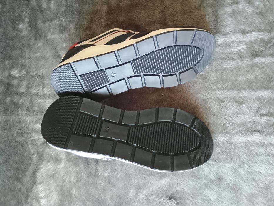 Adidasy chłopięce skórzane HIP