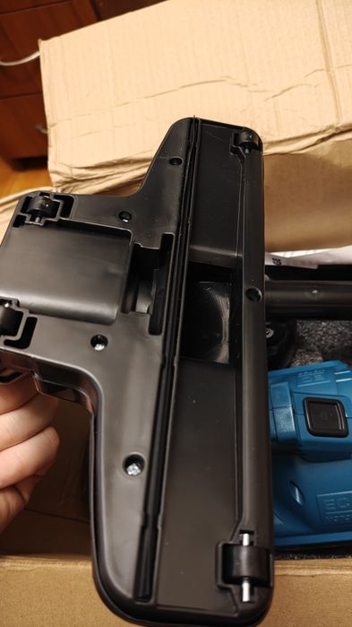 Продам аккумуляторный пылесос новый