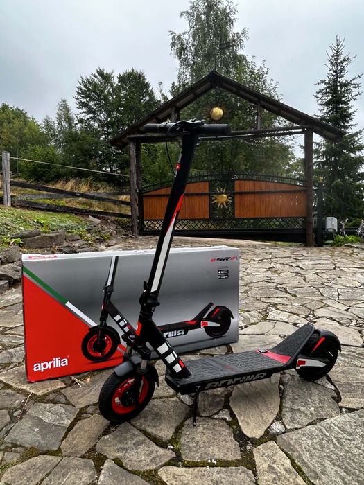 Hulajnoga elektryczna Aprilia eSR2