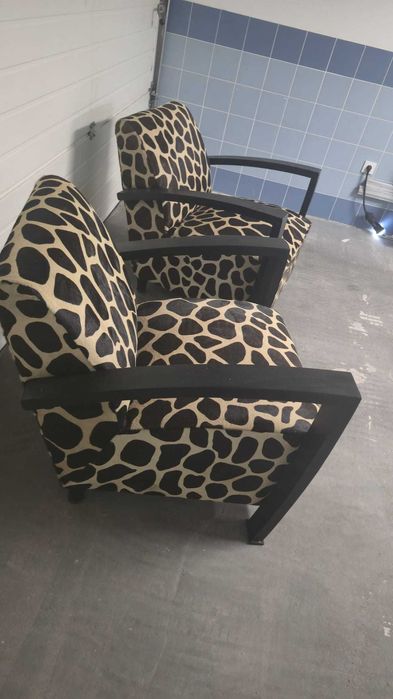 Duas poltronas, NOVAS