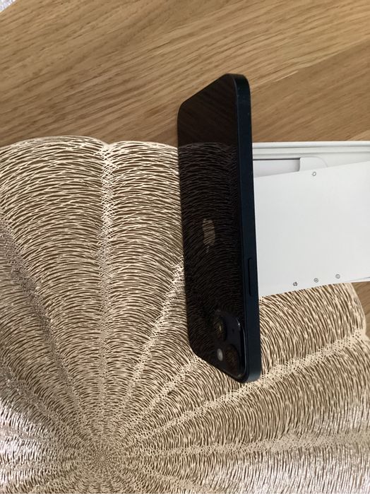 Sprzedam iphone 13 128 GB