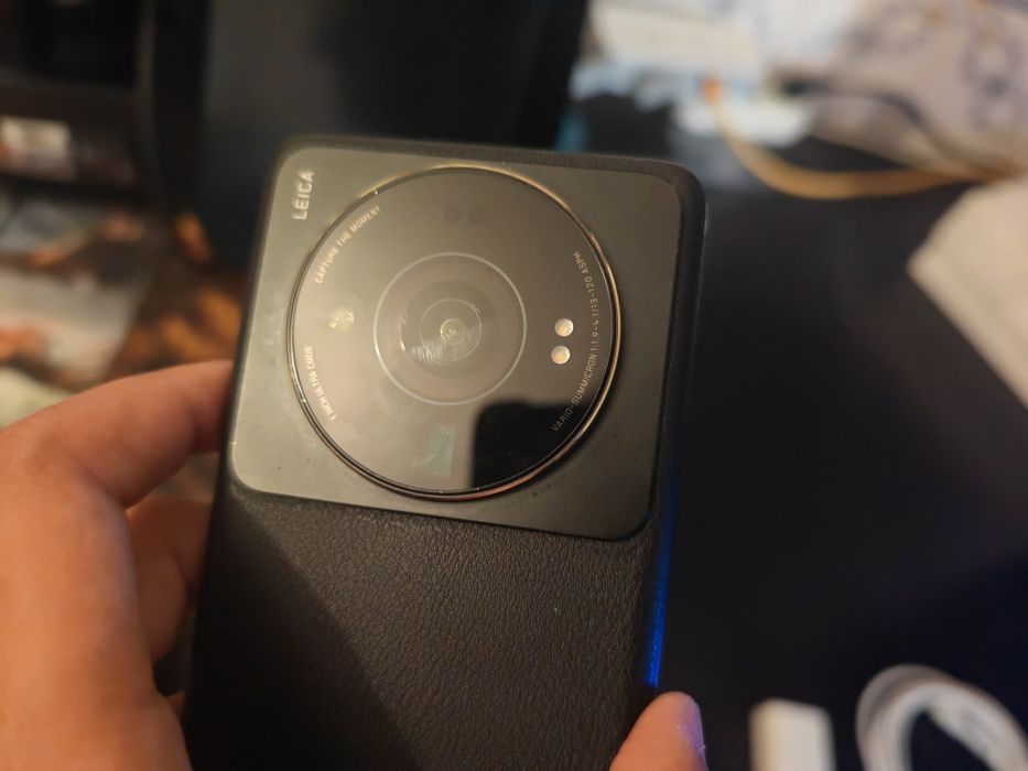 Troco/Vendo Xiaomi 12S Ultra 512gb usado com carregador!