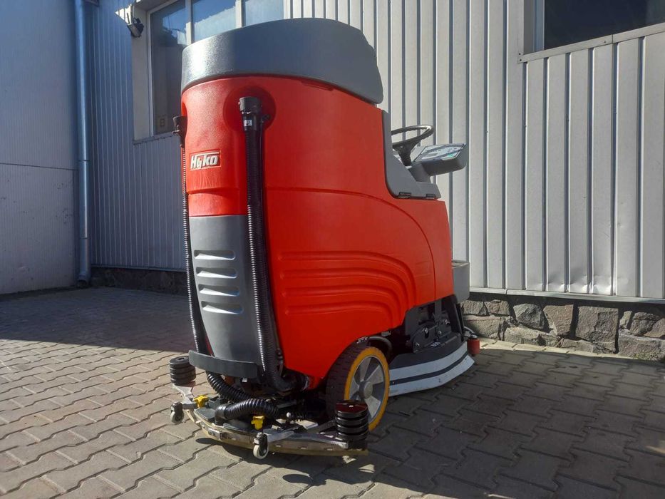 Szorowarka samojezdna HAKO Hakomatic B 115 R [TB 650]