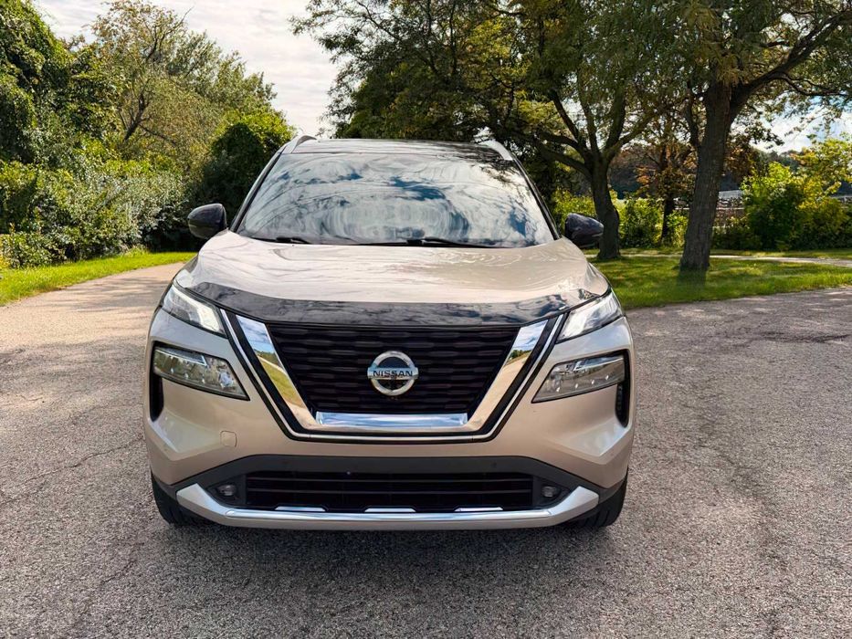 Nissan Rogue SL      2021