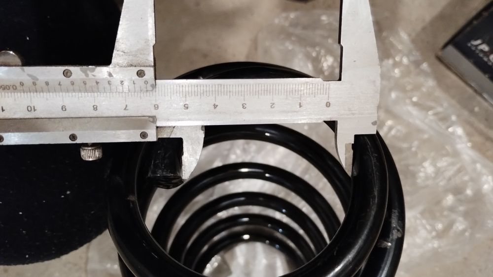 Пружина pasat b3/4 Golf b3/4