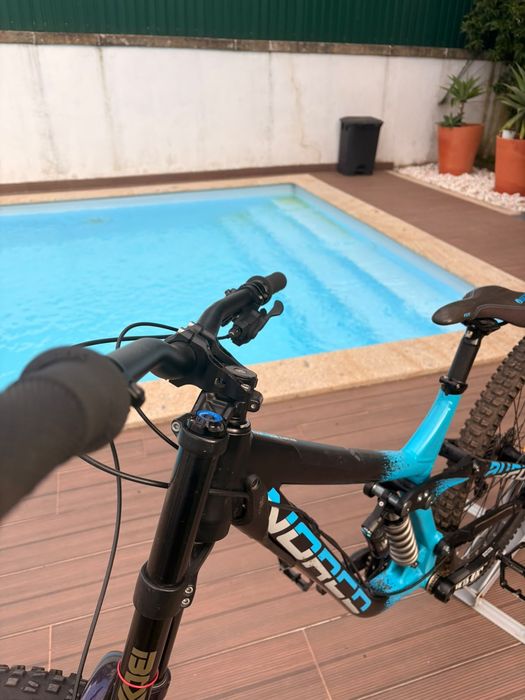 Bike Downhill (Norco Auram a7.2)