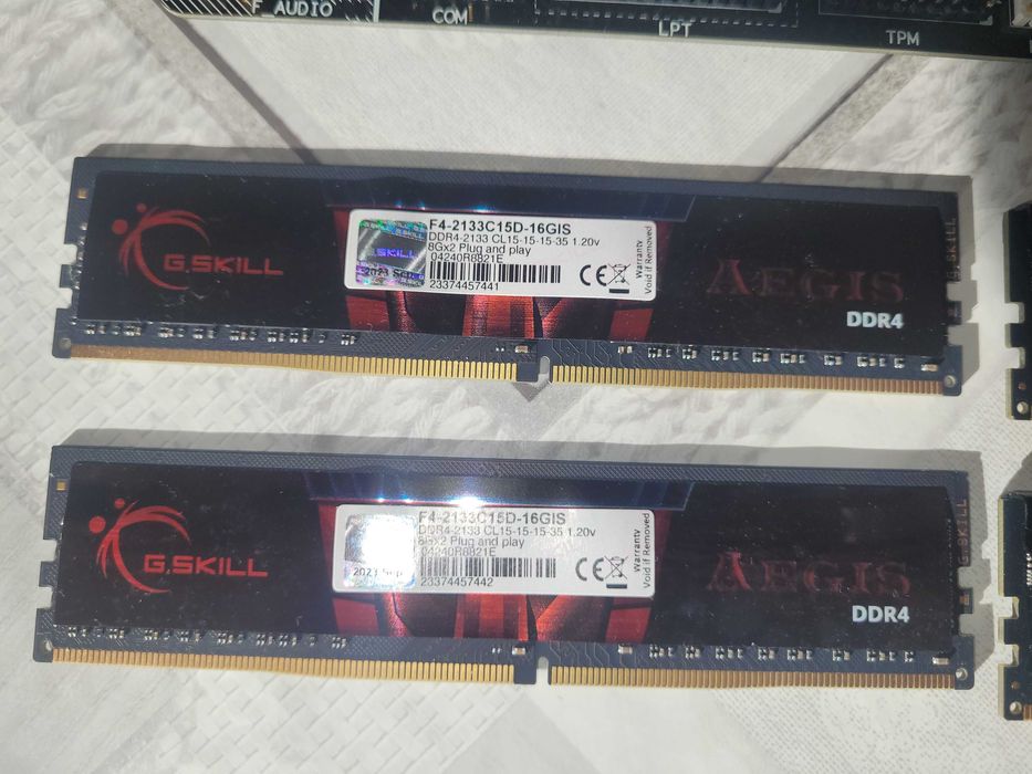 PC Gaming Intel i7 + GeForce-RTX-2060-GAMING-Z - Sem Fonte de Aliment.